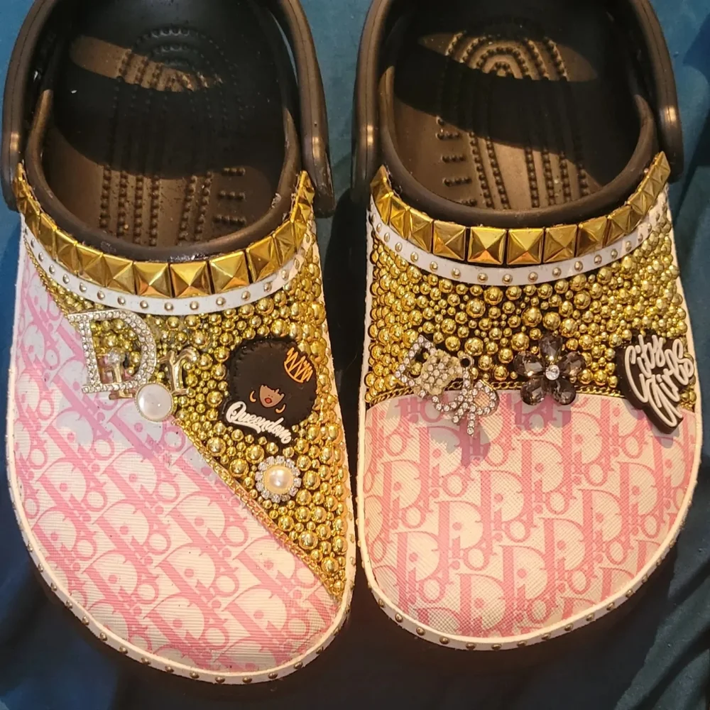 Custom crocs - Picture 8 of 12